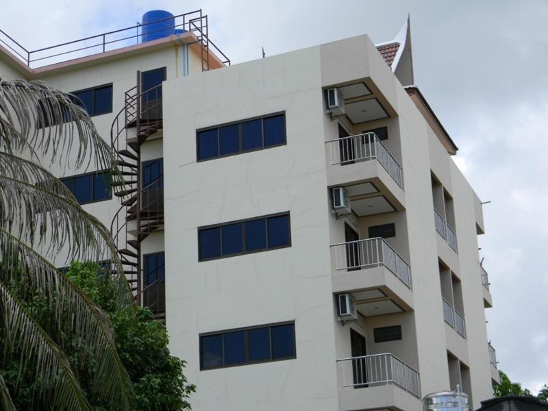 G&B Guesthouse Patong Luaran gambar