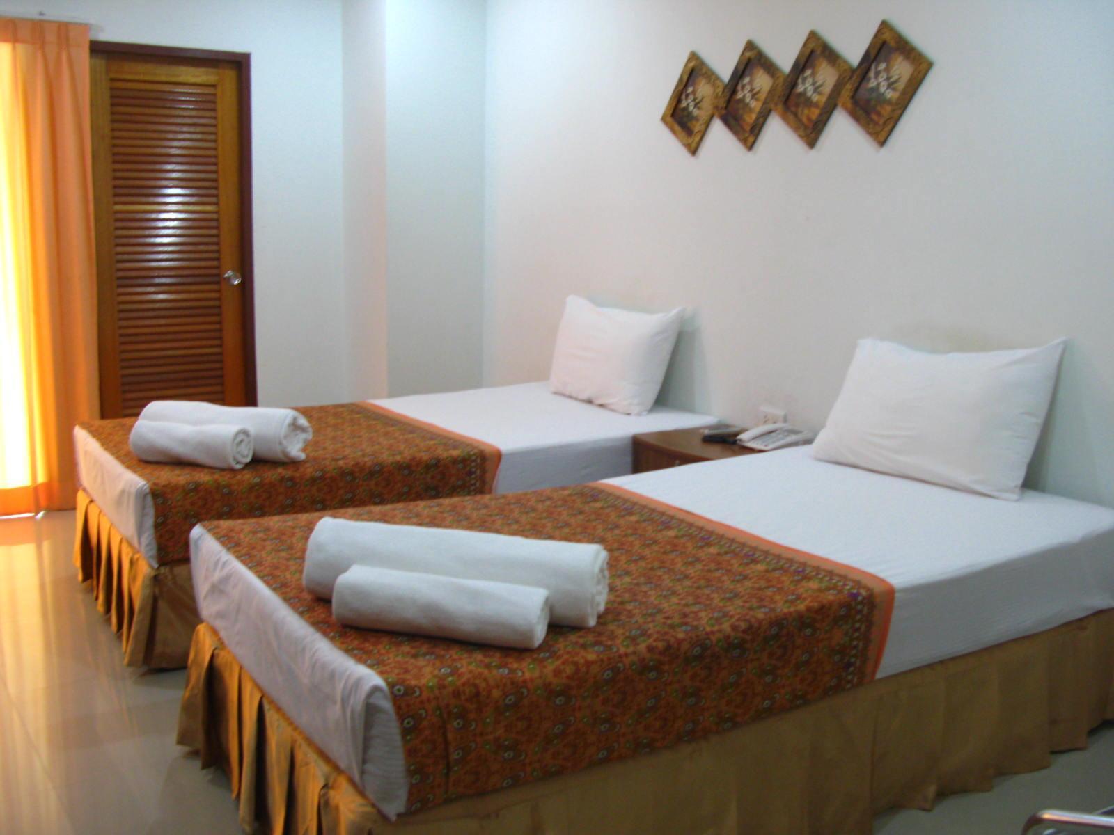 G&B Guesthouse Patong Luaran gambar