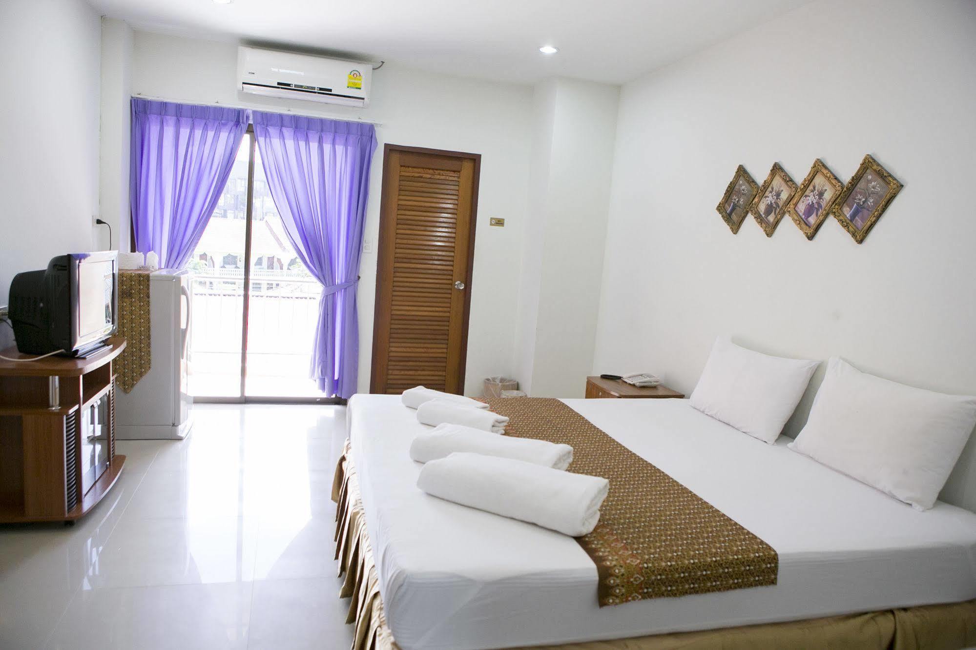 G&B Guesthouse Patong Luaran gambar