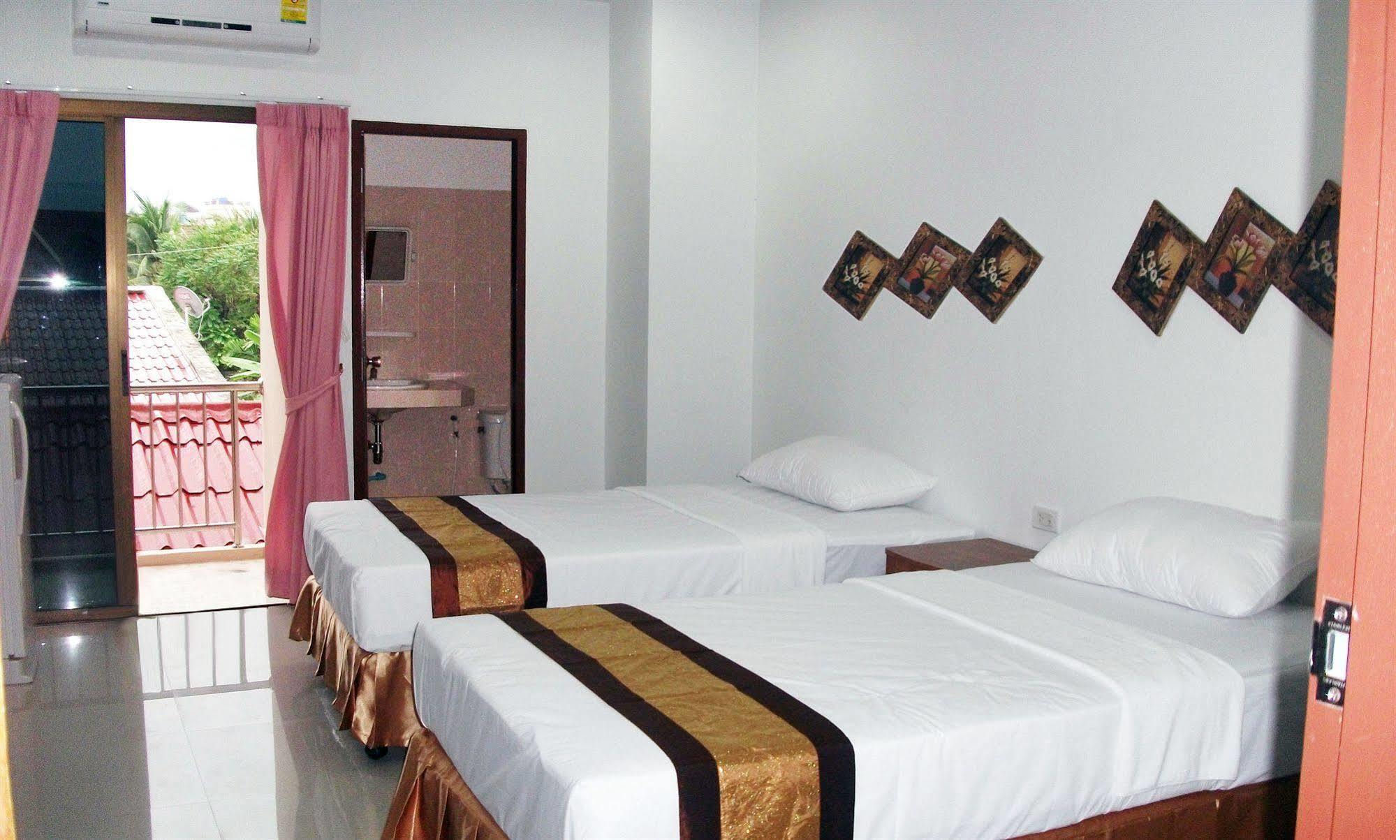 G&B Guesthouse Patong Luaran gambar