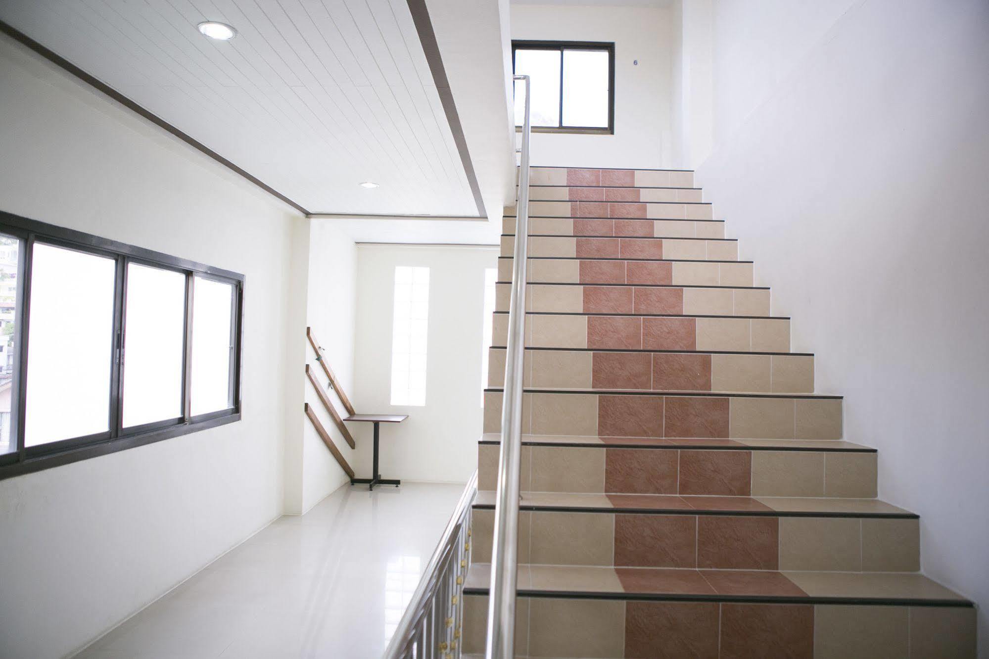 G&B Guesthouse Patong Luaran gambar