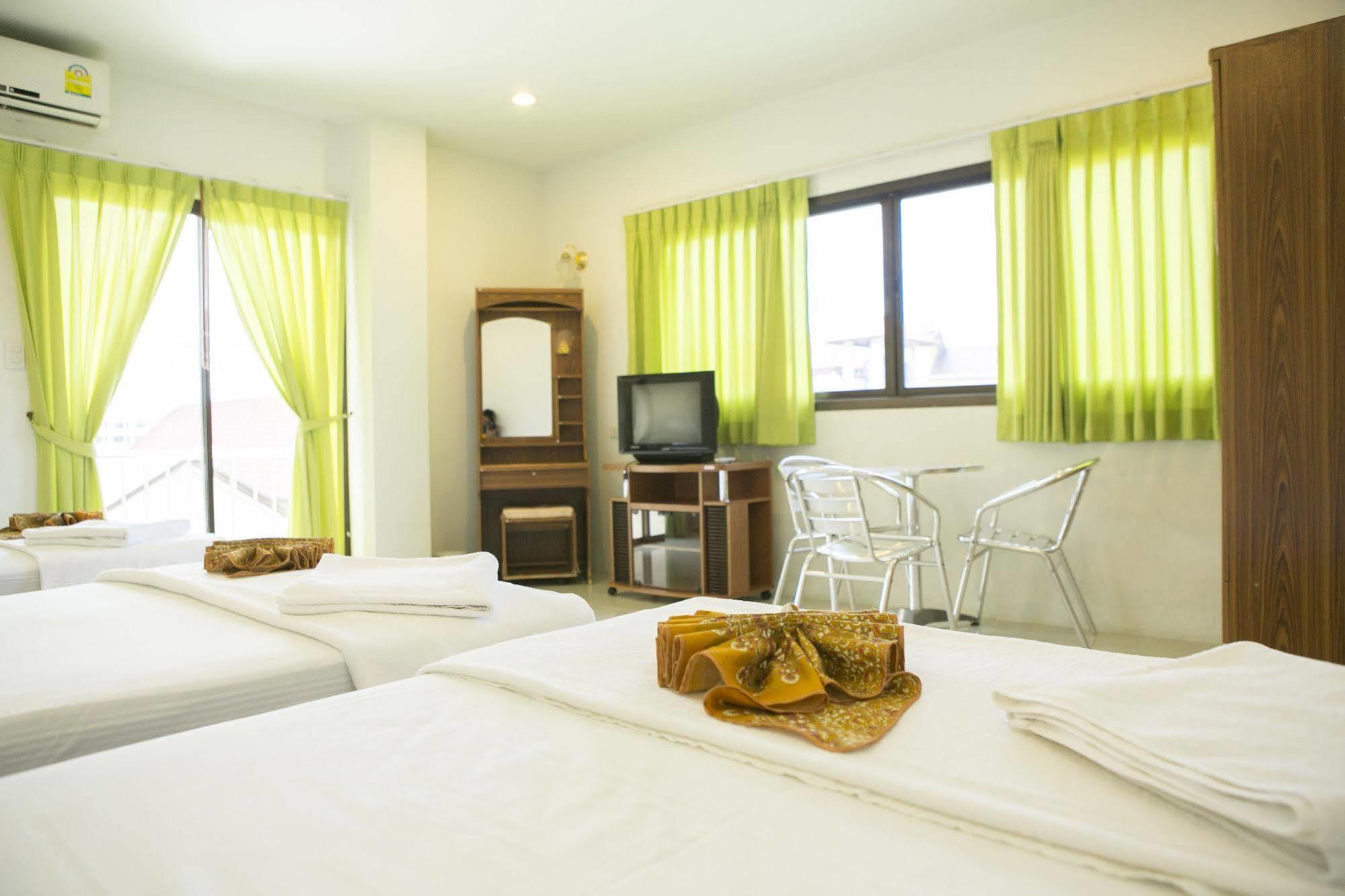 G&B Guesthouse Patong Luaran gambar